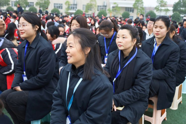 亚娱体育平台有限公司官网,常德招生就业,电子商务专业学校,专业学校报考哪里好